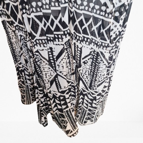 Tori Richard Symmetrical Spaghetti Strap Backless Boho Dress - Picture 8 of 11